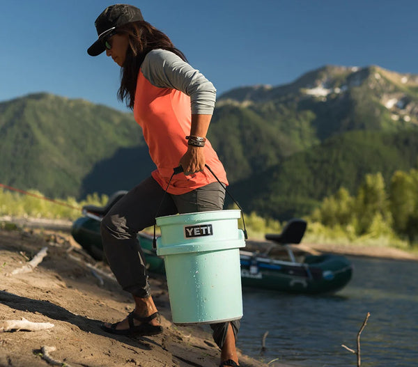 YETI LOADOUT® 19-LITER-EIMER - Farbe: WEISS